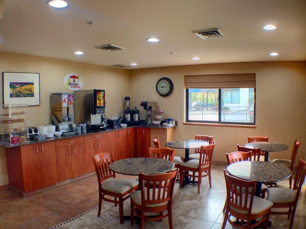 Super 8 By Wyndham Hagerstown I-70 Motell Exteriör bild